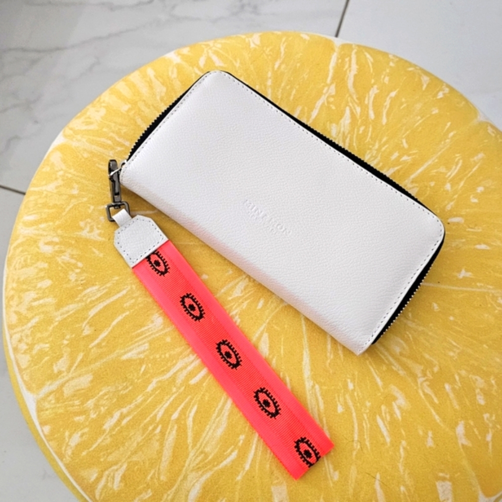 Min & Mon White Wallet with Black Eye Design and Neon Strap - Picture 3 of 4